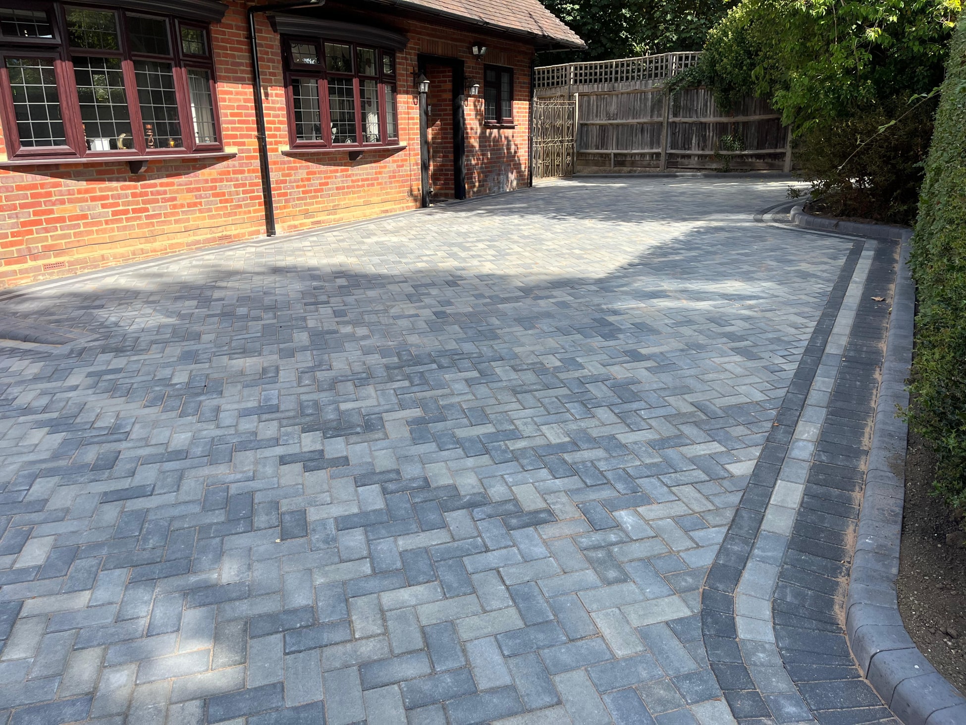 Gallery Block Paving (3) Gallery Block Paving (3)