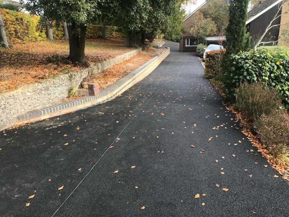 Tarmac Driveway With Wall Project In Rickmansworth (1)