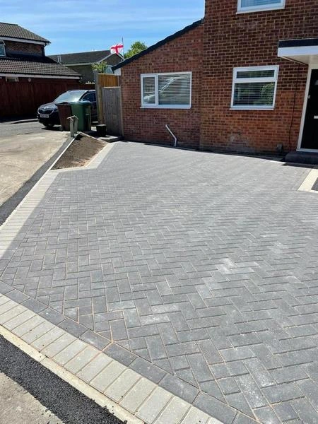 Abbots Langley Charcoal Paving 04 Abbots Langley Charcoal Paving 04