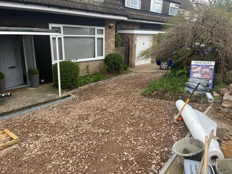 Bushy Block Paved Driveway With Porcelain Step 05